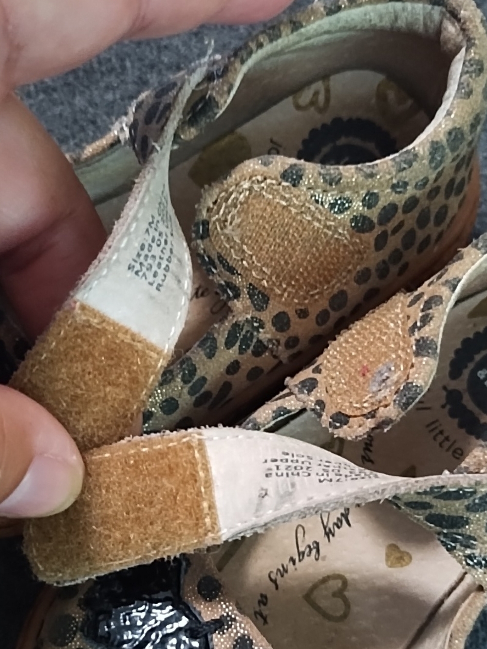 Livie And Luca Leather Mary Jane Shoes Size 7 Adj. Velcro Strap Leopard Shimmer - Picture 7 of 8